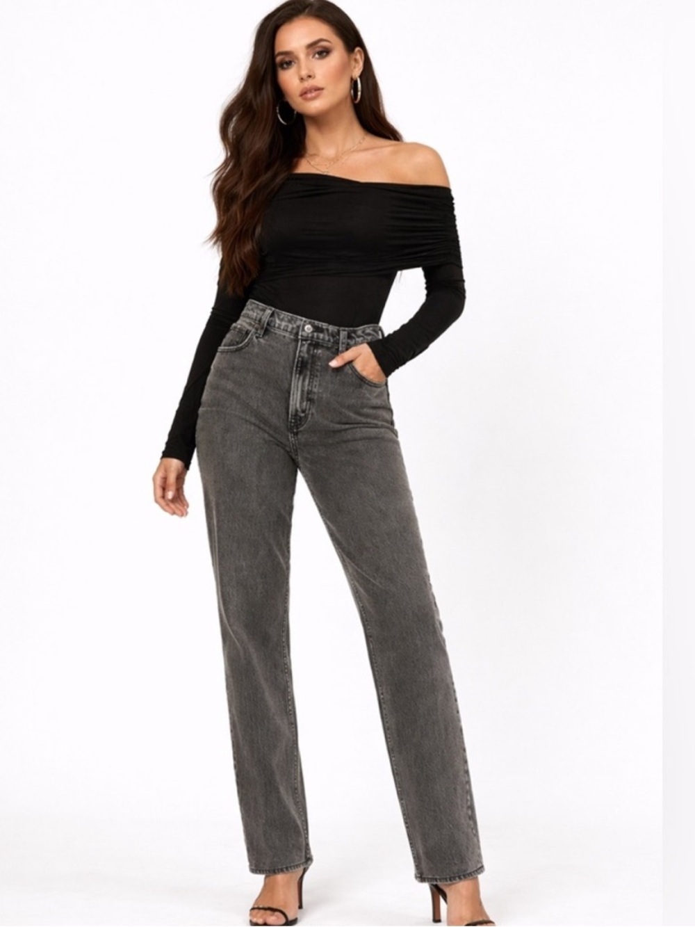Abercrombie & Fitch Curve Love Ultra High Rise 90s Straight Jean Size 29 / 8